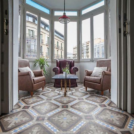B21-Apartamento Modernista Para Grupos Barcellona Esterno foto
