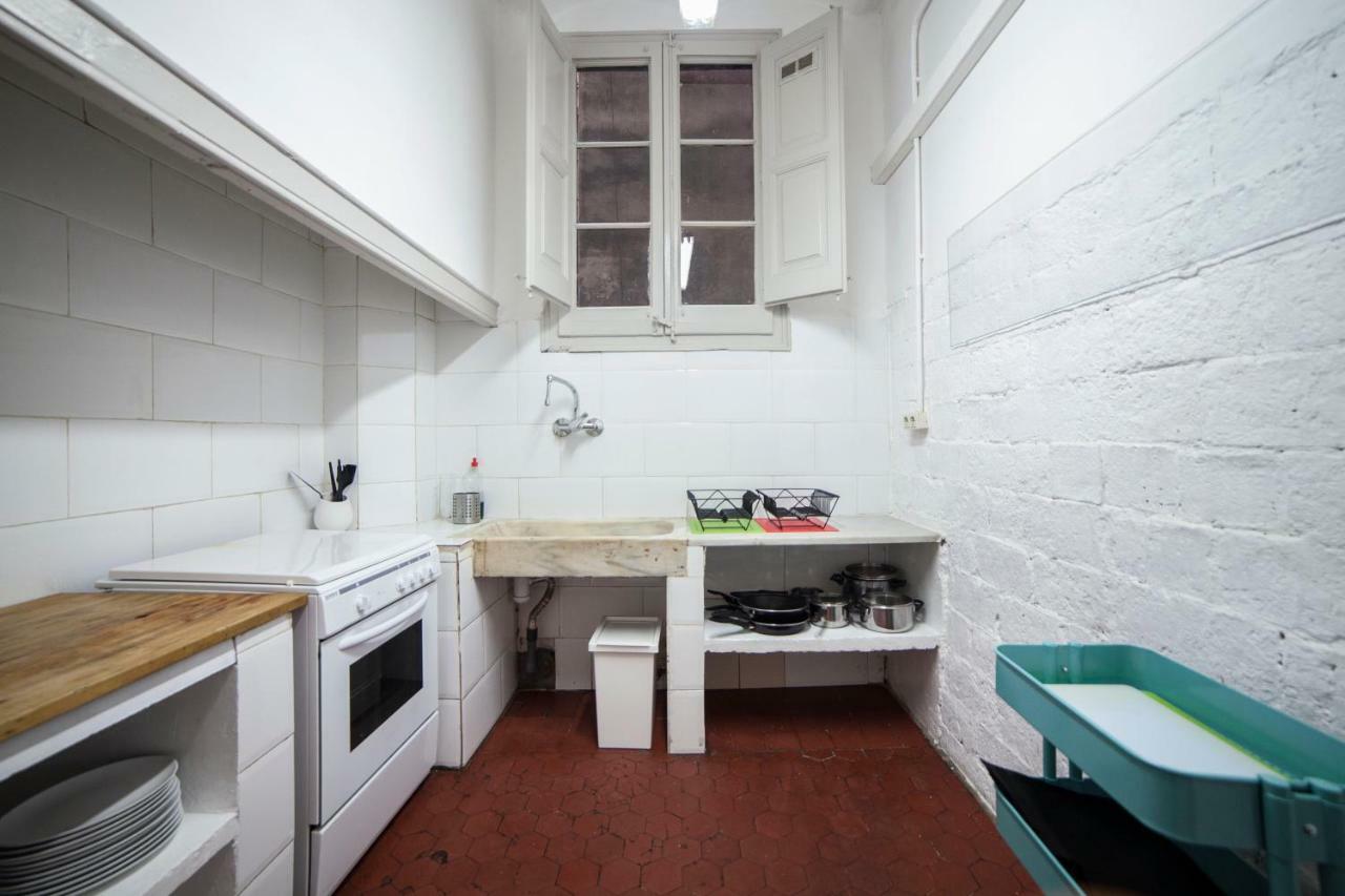 B21-Apartamento Modernista Para Grupos Barcellona Esterno foto