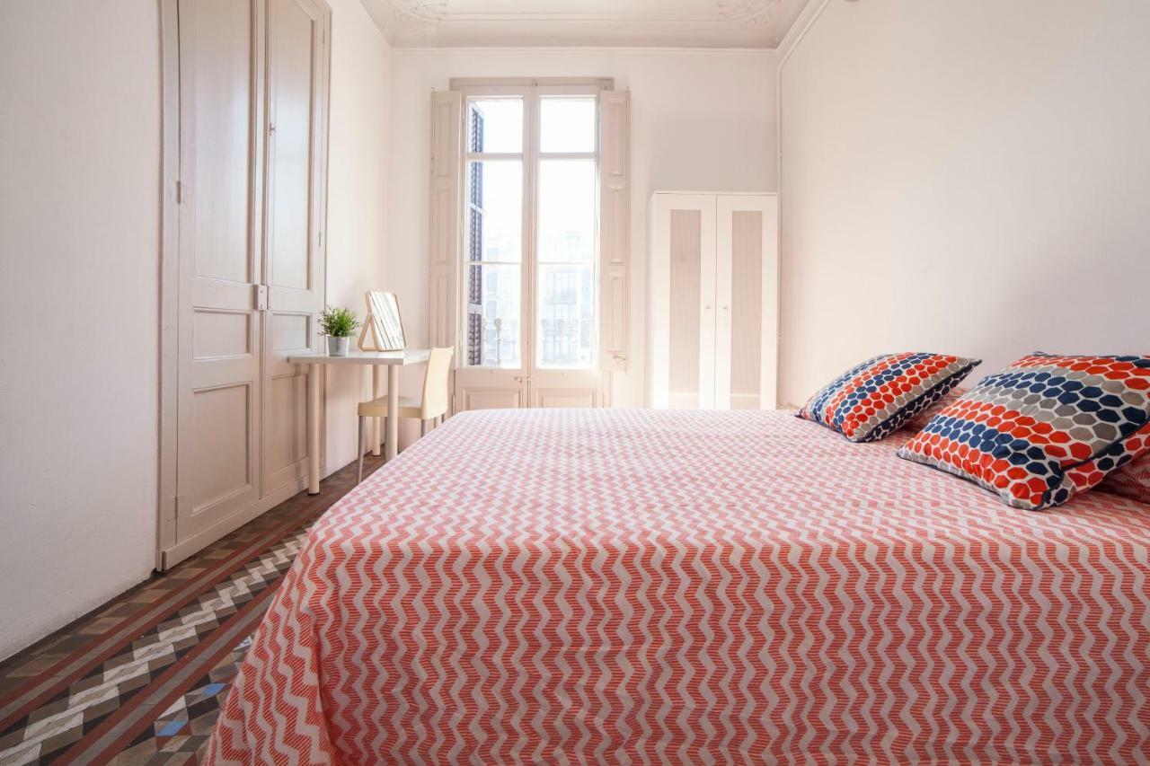 B21-Apartamento Modernista Para Grupos Barcellona Esterno foto